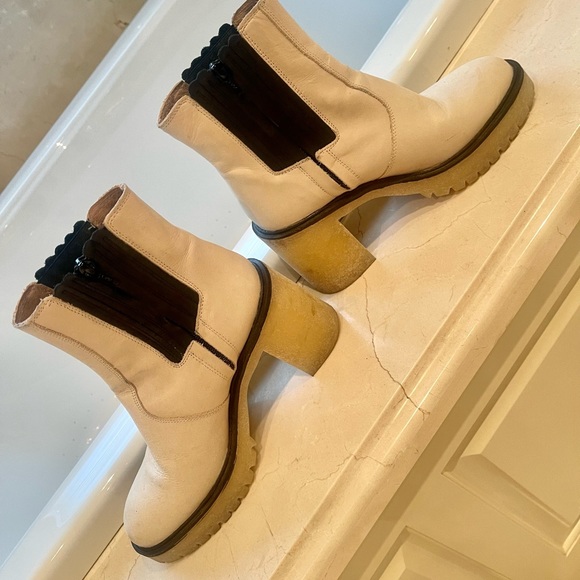 Free People Chelsea Boot - Picture 2 of 9